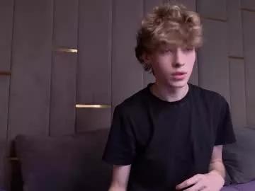 Photos of curlytwinkboy from Chaturbate is Freechat