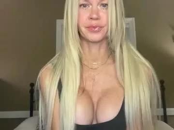 Photos of karabearr from Chaturbate is Freechat