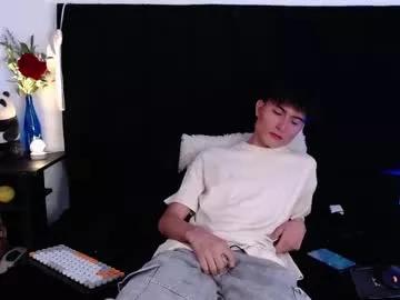 Photos of thomasbennett_ from Chaturbate is Freechat
