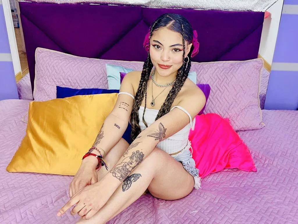 Photos of SammyHil from LiveJasmin is Freechat