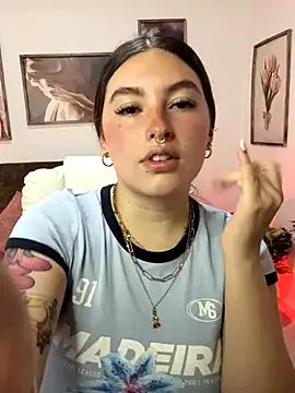 Photos of aaaaamy_1 from StripChat is Freechat
