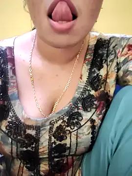 Photos of Haniya-143 from StripChat is Freechat