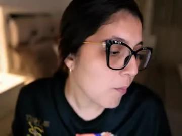 camila_buitrago — NAKED TOTAL FOR 5 MIN [250 tokens left] #BEER #BRACES #LATINA #TEEN #