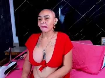 cloee_rabbyt — GOAL: Squirting [764 tokens remaining] Naughty latina wants to play and make a mess #milf #mature #bigboobs #squirt #dirty
