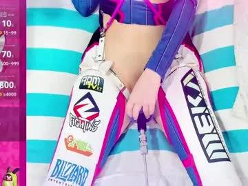 daddyslittlegirl01 — Tip 155 tokens for random time and tease me good!  tip 1000 tkns single tip for squirt show #new #squirt #18 #fuckmachine #asian