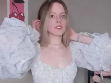 denaebeste — Hi ! I am beginner model here ! Let's just fun GOAL: Heyy let's slow dance + Every 5 token MEOW #new #shy #skinny #18 [55 tokens remaining]