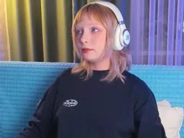 eves_eyes — Current Goal: Take off Top at 99 tokens -- Hi! Welcome and let's enjoy together!  #teen #new #deepthroat #cosplay #feet