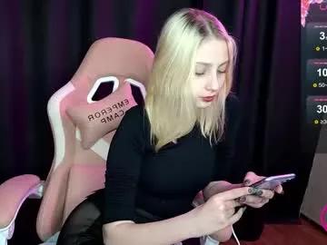 fluffy_cloude — Hello everyone!  My name is Milla and I'm #18 #anal #new #teen #bigass  GOAL:  topless [111 tokens remaining]