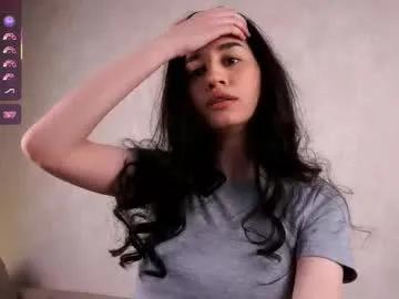 goldygrillz — Goal: lick lips #bigass #latina #young #18 #natural [24 tokens remaining]