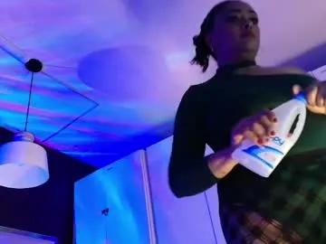 inndrahot on Chaturbate 