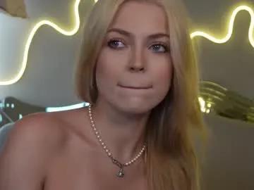 kelly_peachpiee on Chaturbate 