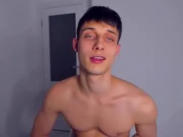 kenter_parker — flex show #uncut #young #feet #muscles #twink [111 tokens remaining]