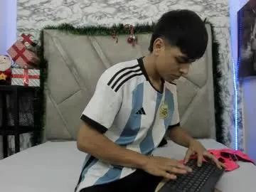 loganjhonson — show cuuummmm [448 tokens remaining]