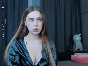mooncutie_girl on Chaturbate 