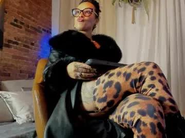 mydoc_lolac — Hi kinky, today is a leather night ! #leather #latex #smoke #heels #strapon --- pvt is open !