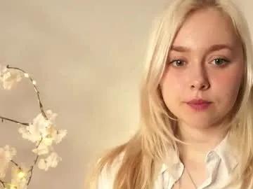 odelynbrower — GOAL: wanna see my under boobs? [51 tokens remaining] Join my Fan Club<3 #bigboobs #young #18 #blonde #shy