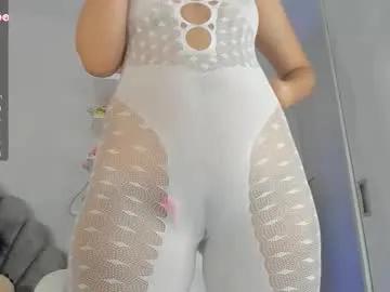 pretty_millie — Goal: milk boobs #latina #young #squirt #pantyhose #fuckmachine - Next Goal: Can you make me squirt?