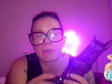 quinnofspades — Morning with mommy! #PAWG #snowbunny #tattoos #mommy