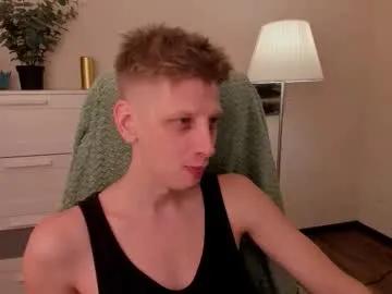 slim_andy — CUM #bigcock #uncut #feet #young #findom [700 tokens remaining]