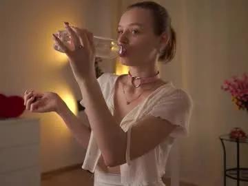 xiaobrunscheen — My friend doesn't know that it's being broadcast OOOOMG #new #skinny #18 #couple #shy Goal:   Suck fingers close-up [99 tokens remaining]