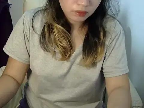 __luvvlll01__ on StripChat 