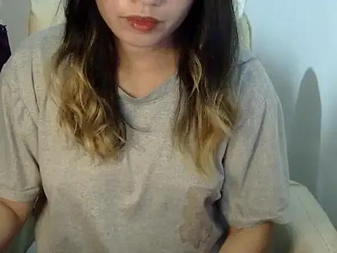 __luvvlll01__ on StripChat 