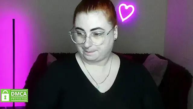 Alicia_love00 — warm me on this cold day