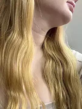 AmmyHot on StripChat 