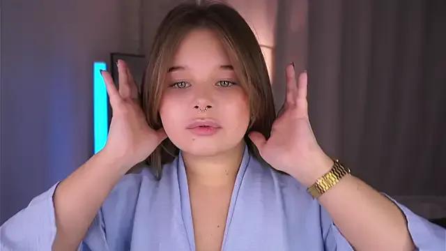 Anna_Nicol — take off my pants and spank me