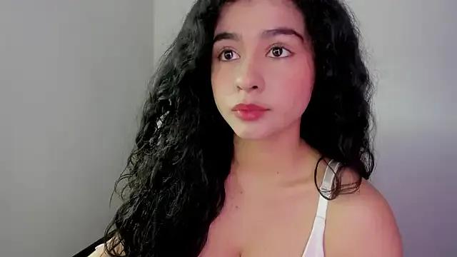 Arianna_Jannes on StripChat 