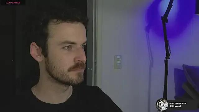 Breezee_ on StripChat 