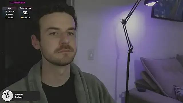 Breezee_ on StripChat 