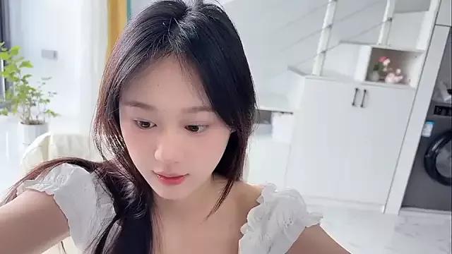 Cassie-20 on StripChat 