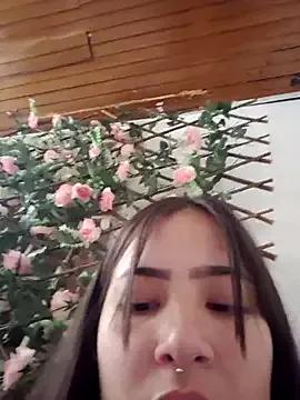 Celeste_Moretti on StripChat 