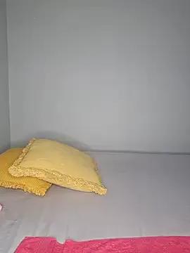 CertifiedhottieXOXO — stand up and get naked