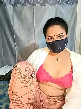 CUTE-567 — Freechat on StripChat
