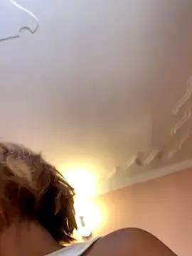 Dellah27 on StripChat 