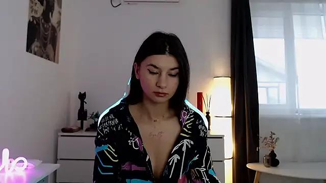 DramaQueen__ — use the menu for any req . 