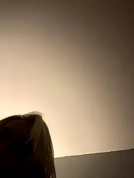 EllieMaeBaby on StripChat 