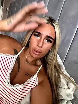 EllieMaeBaby on StripChat 