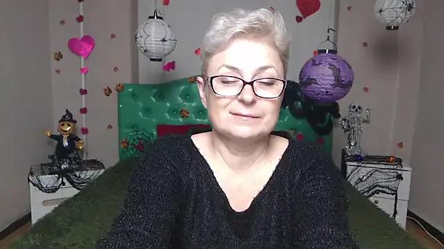 EmiliaGree — make me moan, keep control,