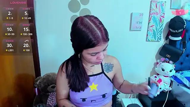 Emma_boo — fondle my tight asshole