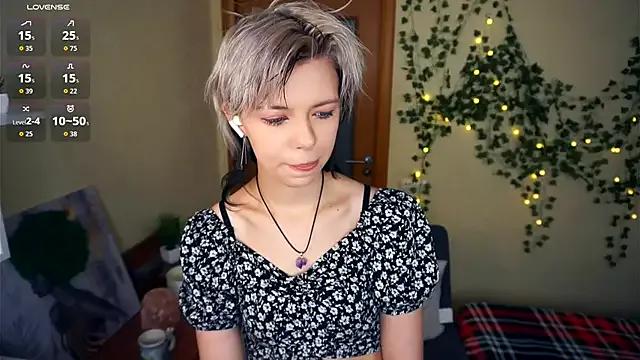 EngelAlman on StripChat 