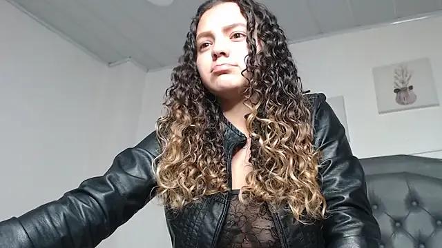 Giia_Monroe — Extreme twerking 