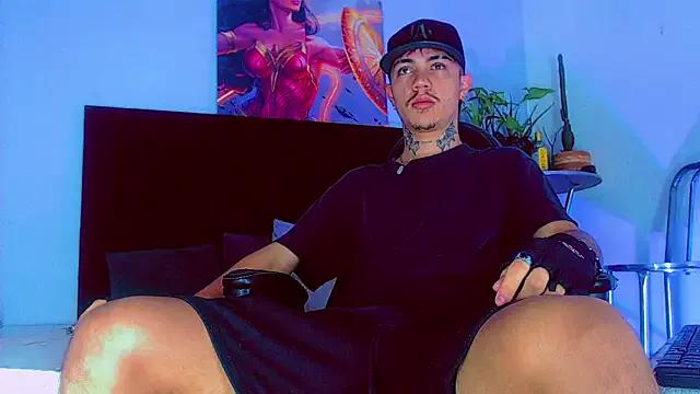 HannibalLester on StripChat 