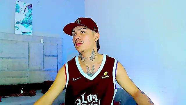 HannibalLester on StripChat 