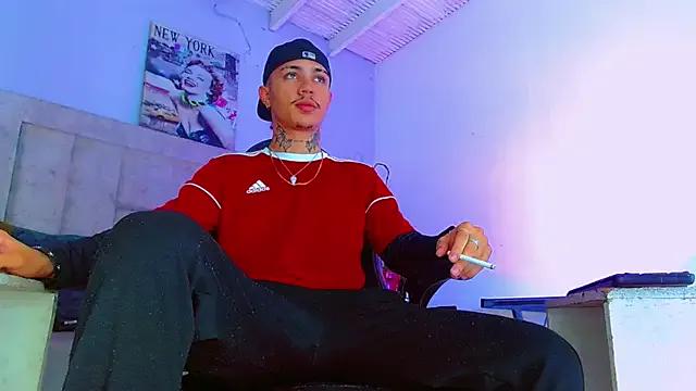 HannibalLester on StripChat 