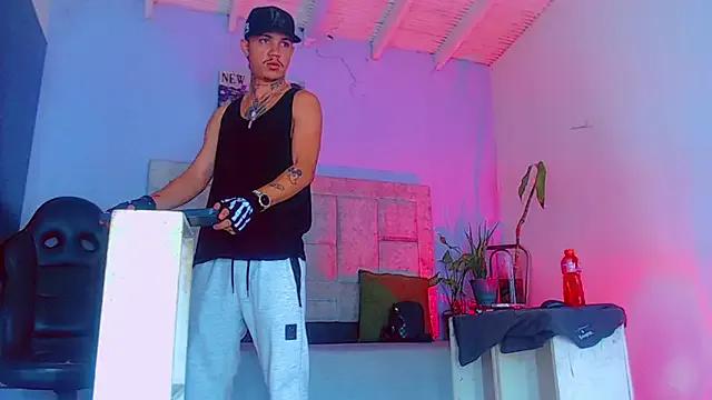 HannibalLester on StripChat 