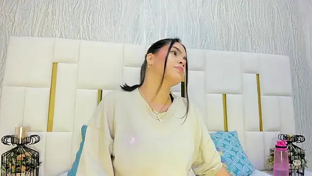 hillary_uckerman_ on StripChat 