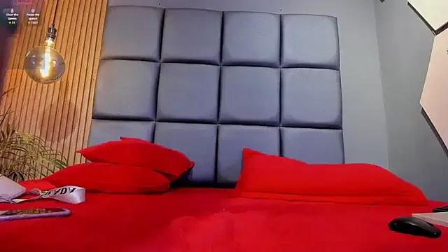 HOTTY_RED_ on StripChat 